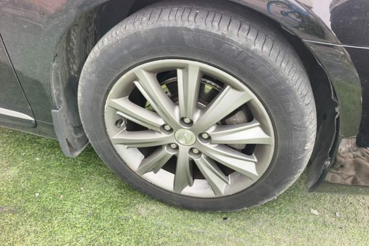 Used Lexus ES 2010 350 Luxury Edition Right Front Wheel Hub