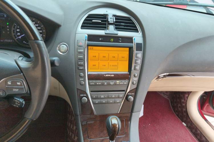 Used Lexus ES 2010 240 Luxury Edition Audio And AC Panel