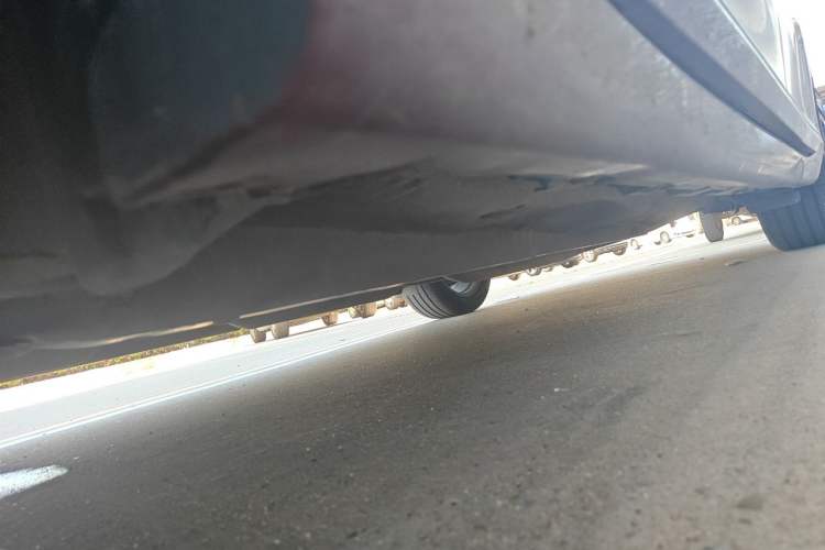 Used Lexus ES  Chassis Front Left