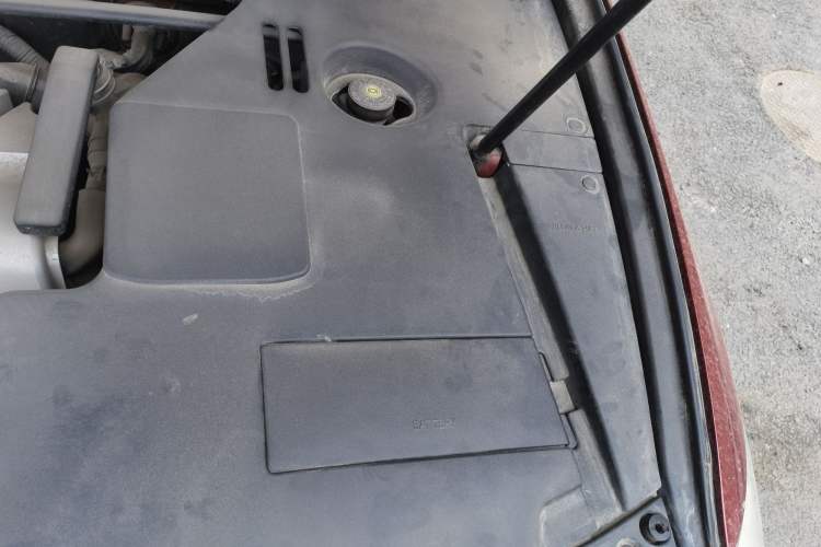 Used Lexus ES 2010 240 Luxury Edition Engine Bay Left