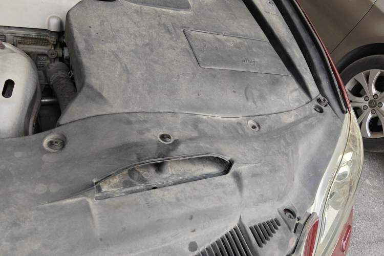 Used Lexus ES 2010 240 Luxury Edition Engine Bay Left