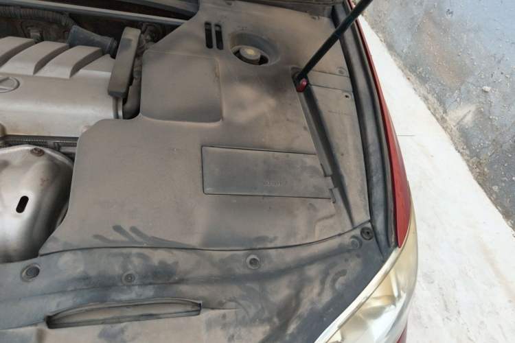 Used Lexus ES 2010 240 Luxury Edition Engine Bay Left