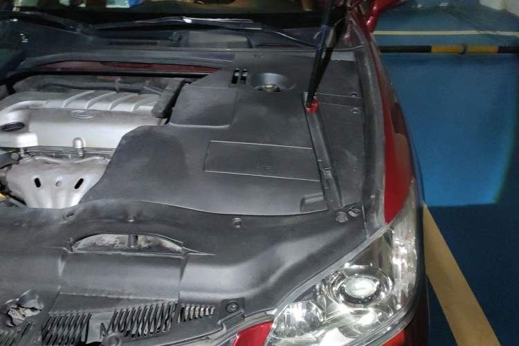 Used Lexus ES 2010 240 Luxury Edition Engine Bay Left