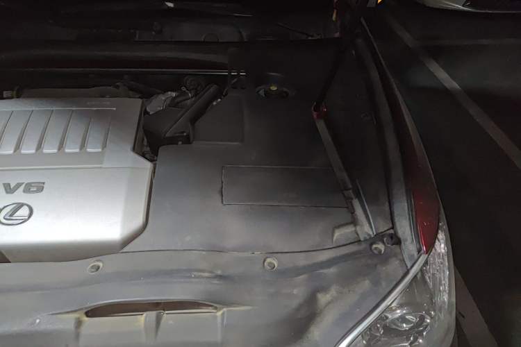 Used Lexus ES 2010 350 Elegant Edition Engine Bay Left