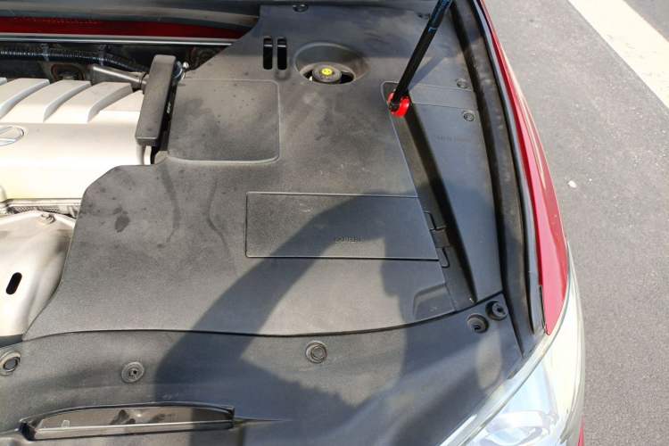 Used Lexus ES 2010 240 Elegant Edition Engine Bay Left