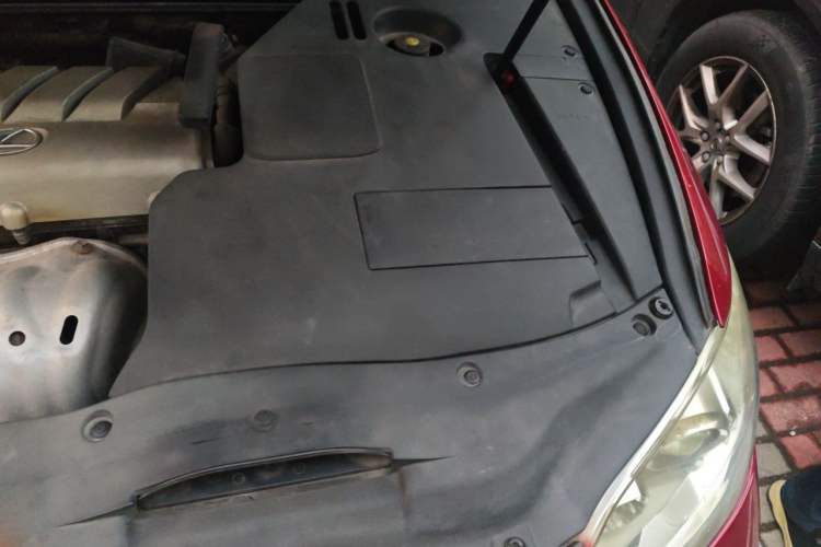 Used Lexus ES 2010 240 Luxury Edition Engine Bay Left