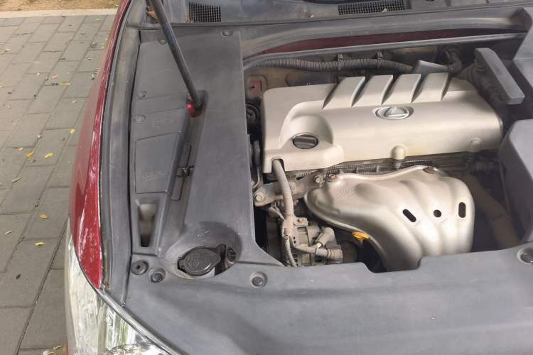Used Lexus ES 2010 240 Luxury Edition Engine Bay Right