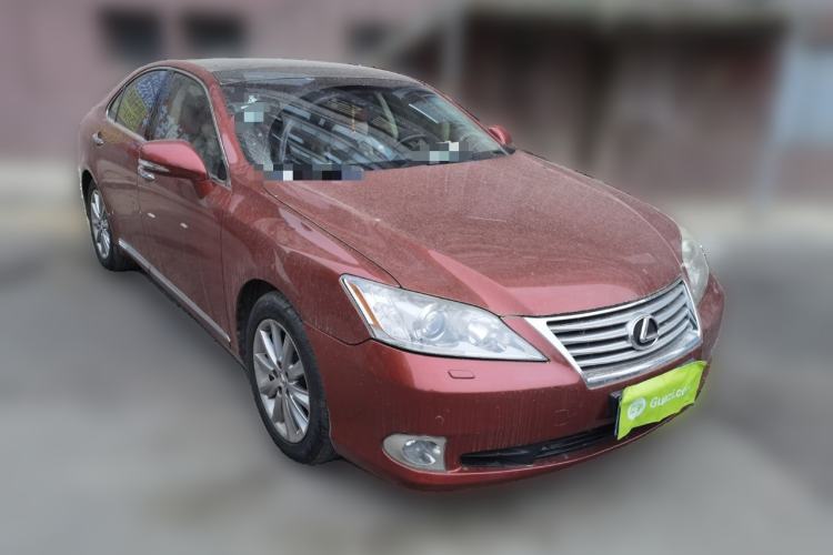 Used Lexus ES 2010 240 Luxury Edition Front Right 45 Deg
