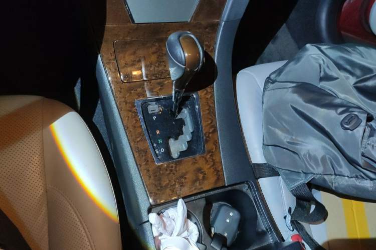 Used Lexus ES 2010 240 Luxury Edition Gear Lever