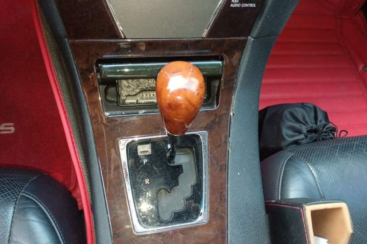 Used Lexus ES 2010 240 Elegant Edition Gear Lever