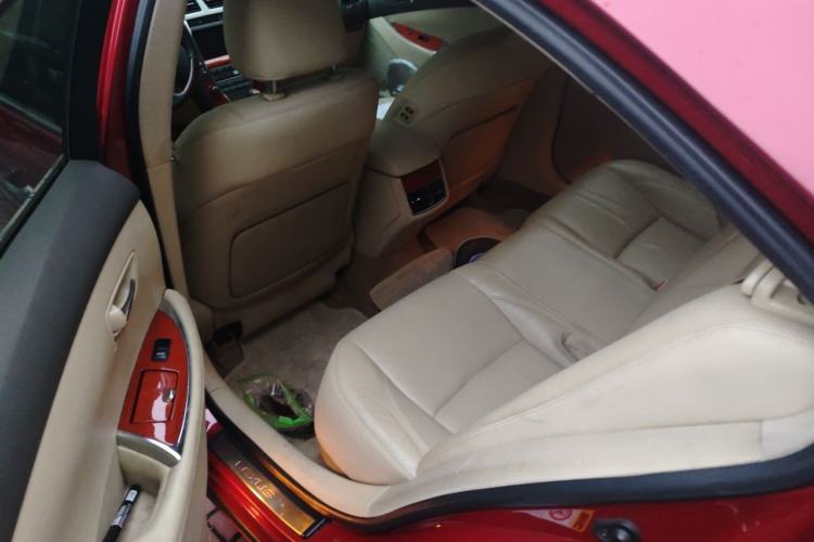 Used Lexus ES 2010 240 Luxury Edition Left Rear Seat