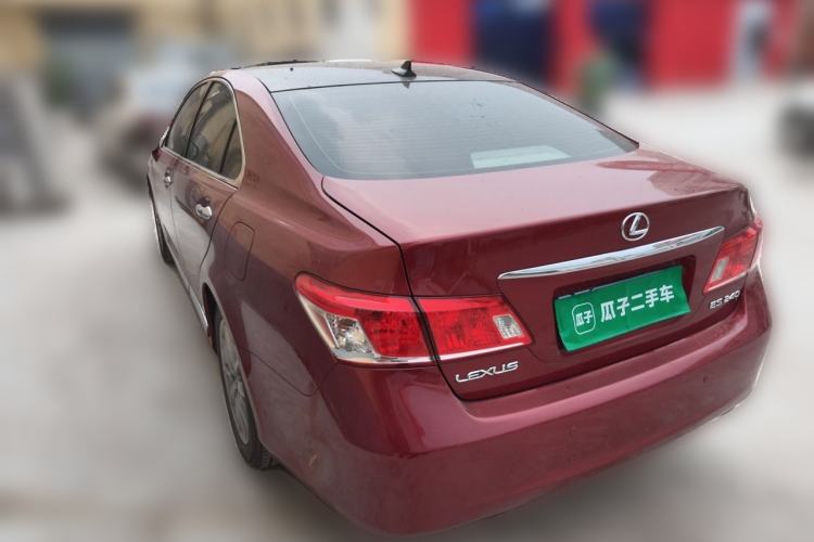 Used Lexus ES 2010 240 Luxury Edition Rear Left 45 Deg