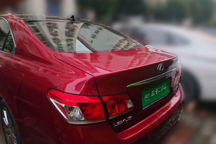 Used Lexus ES 2010 240 Luxury Edition Rear Left 45 Deg