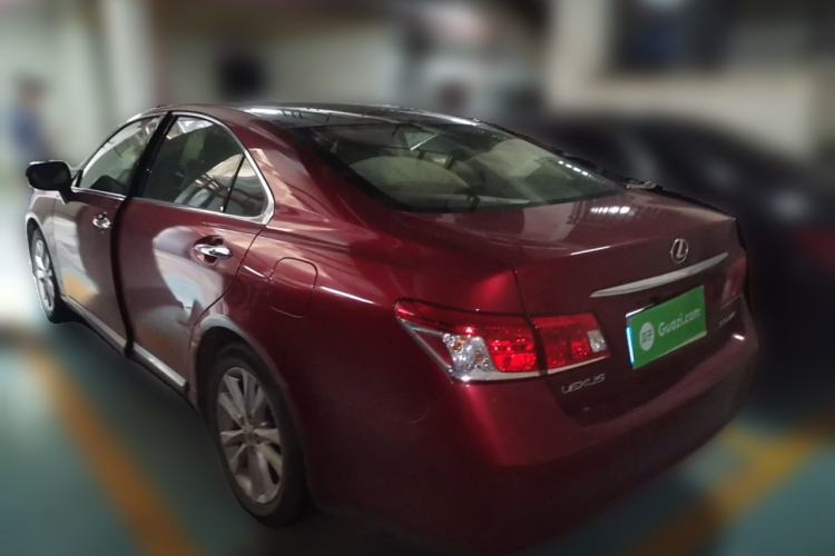 Used Lexus ES 2010 240 Luxury Edition Rear Left 45 Deg