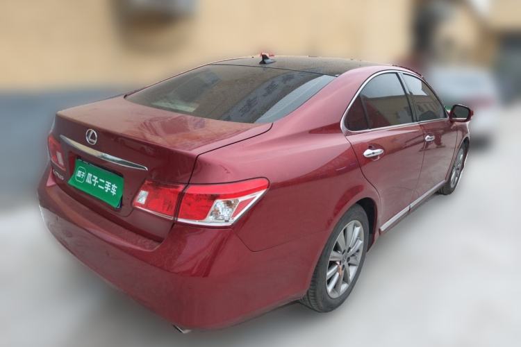 Used Lexus ES 2010 240 Luxury Edition Rear Right 45 Deg