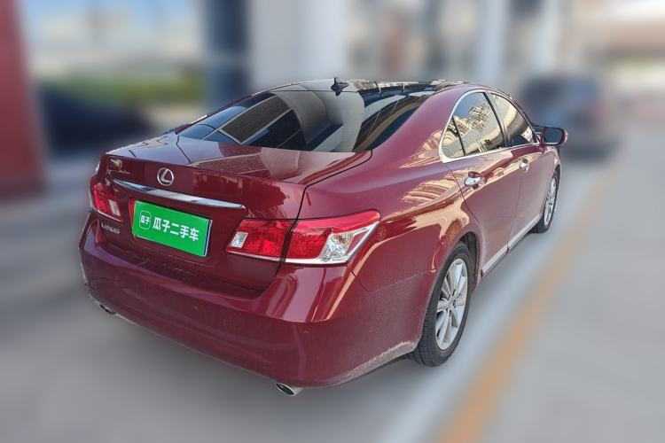 Used Lexus ES  Rear Right 45 Deg