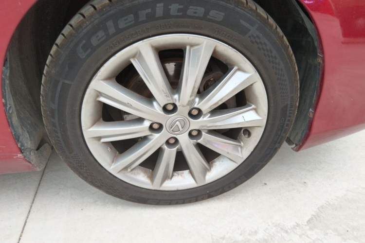 Used Lexus ES 2010 240 Luxury Edition Right Front Wheel Hub