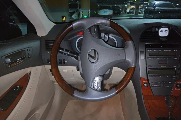 Used Lexus ES 2010 350 Elegant Edition Steering Wheel