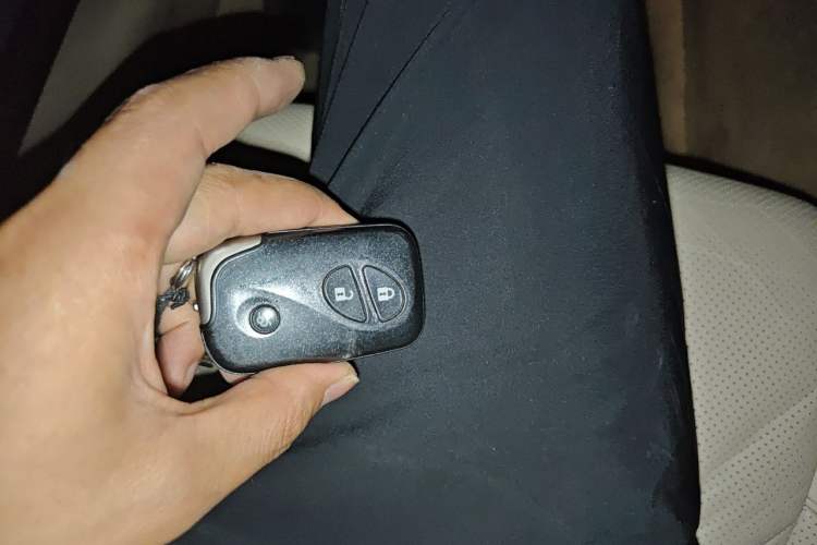Used Lexus ES 2010 350 Elegant Edition Vehicle Key