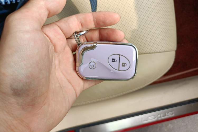 Used Lexus ES 2010 240 Elegant Edition Vehicle Key