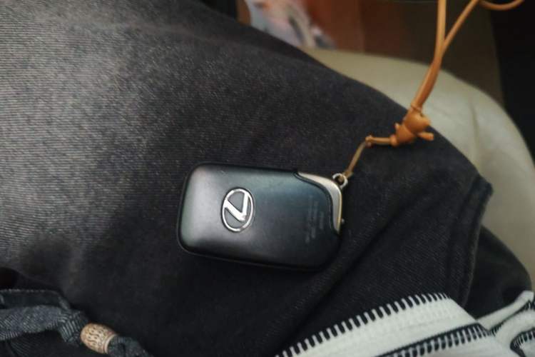 Used Lexus ES 2010 240 Luxury Edition Vehicle Key