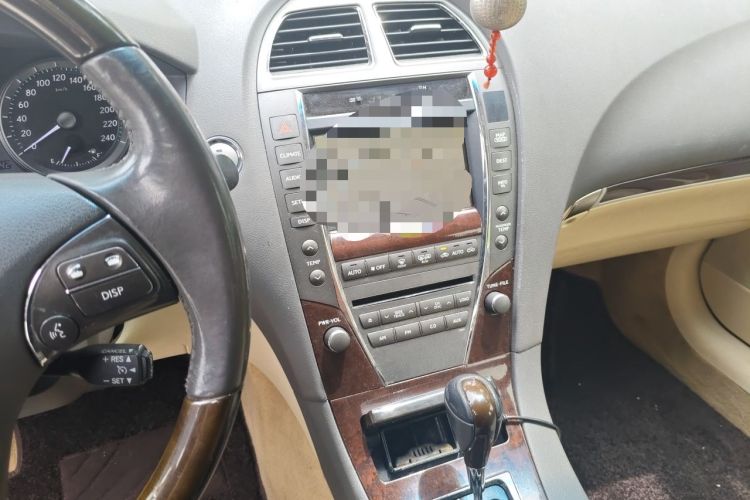 Used Lexus ES 2010 240 Luxury Edition Audio And AC Panel
