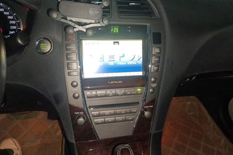 Used Lexus ES 2010 240 Luxury Edition Audio And AC Panel