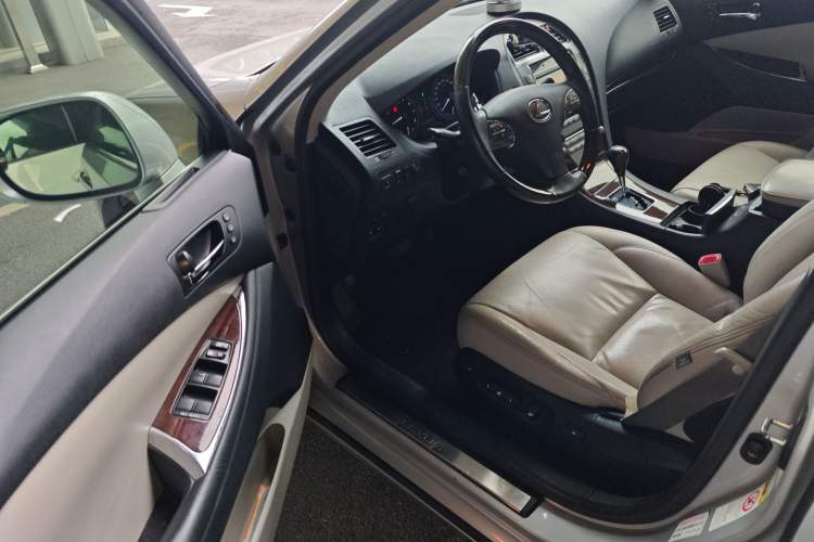 Used Lexus ES 2010 350 Prestige Edition Driver Seat