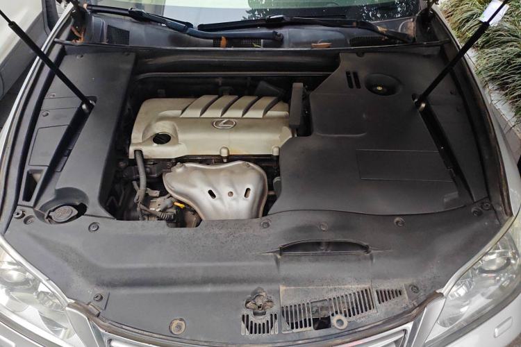 Used Lexus ES 2010 240 Elegant Edition Engine Bay