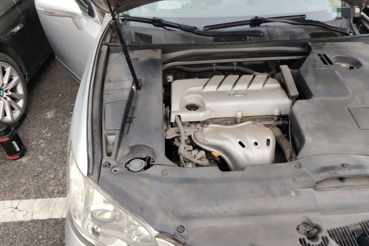 Used Lexus ES 2010 240 Elegant Edition Engine Bay Right