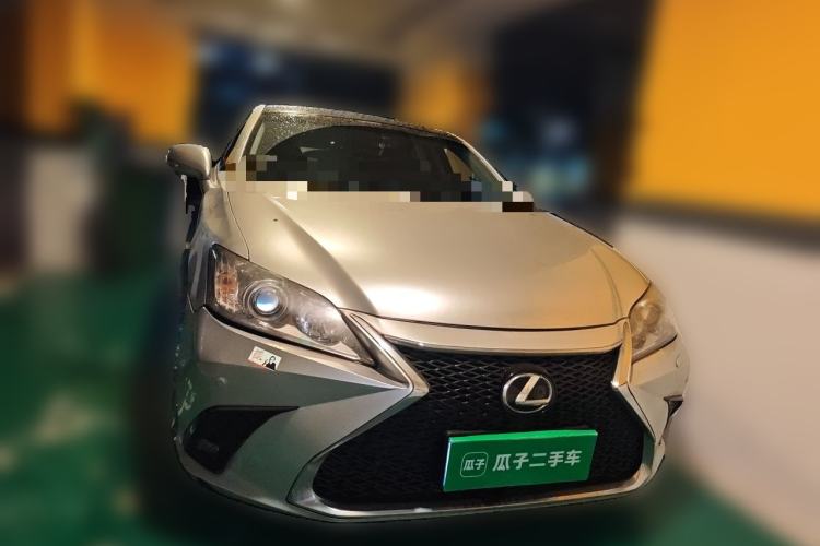 Used Lexus ES 2010 240 Luxury Edition Front