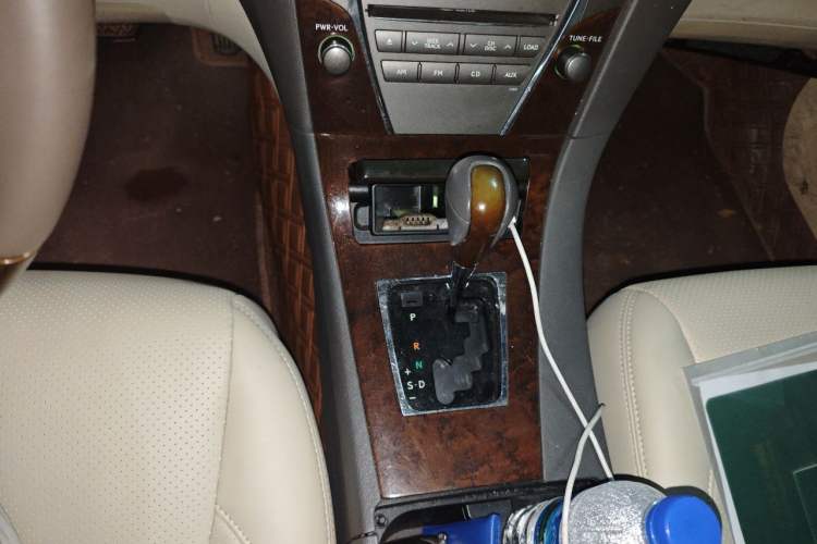Used Lexus ES 2010 350 Prestige Edition Gear Lever