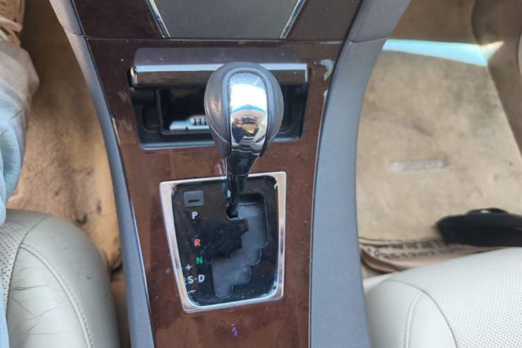 Used Lexus ES 2010 240 Elegant Edition Gear Lever