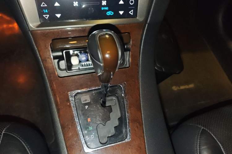Used Lexus ES 2010 240 Luxury Edition Gear Lever