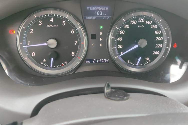Used Lexus ES 2010 240 Elegant Edition Odometer Close Up
