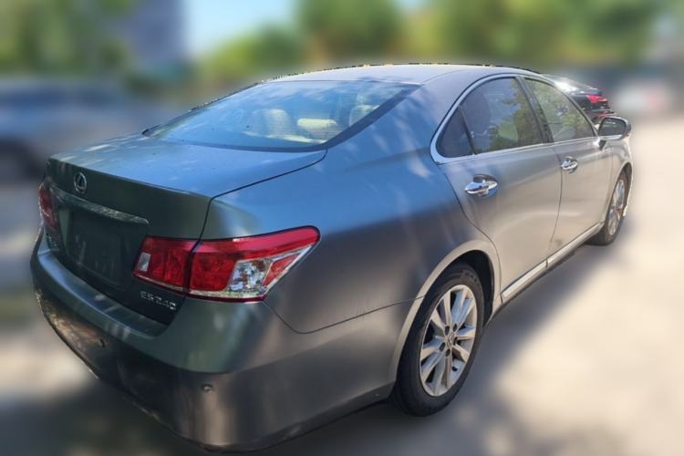 Used Lexus ES 2010 240 Elegant Edition Rear Right 45 Deg