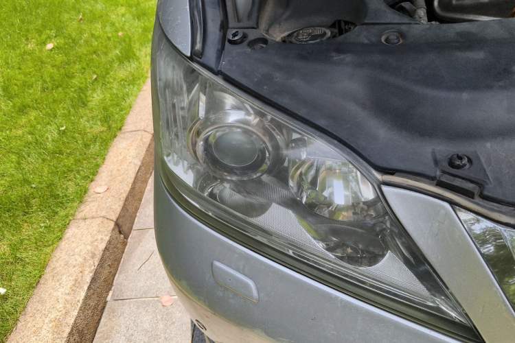 Used Lexus ES 2010 240 Elegant Edition Right Front Headlight