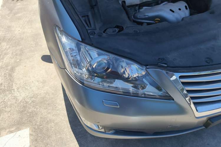 Used Lexus ES 2010 240 Elegant Edition Right Front Headlight