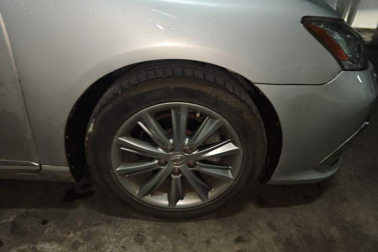 Used Lexus ES 2010 350 Prestige Edition Right Front Wheel Hub