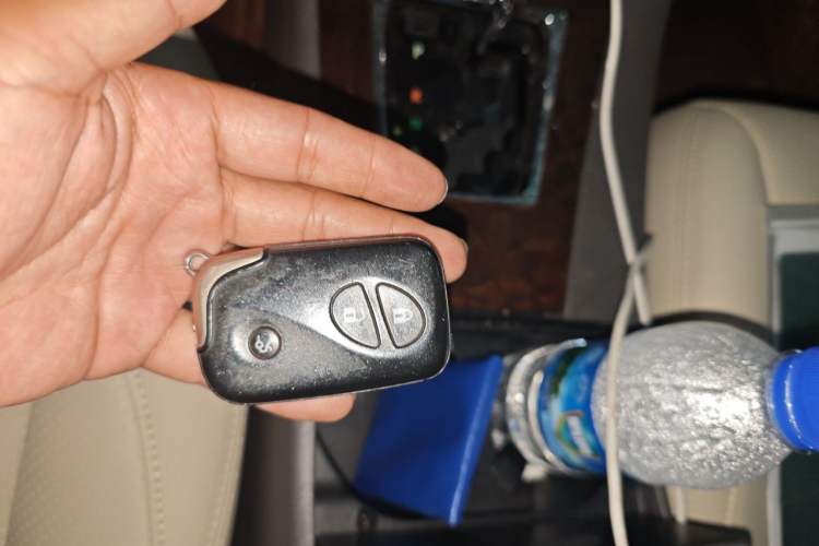 Used Lexus ES 2010 350 Prestige Edition Vehicle Key