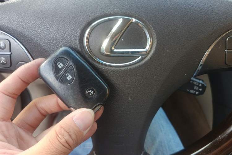 Used Lexus ES 2010 350 Elegant Edition Vehicle Key