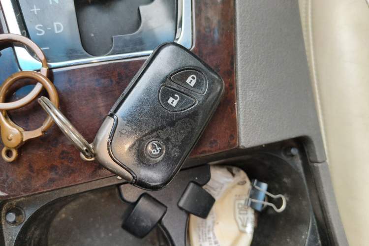 Used Lexus ES 2010 240 Elegant Edition Vehicle Key