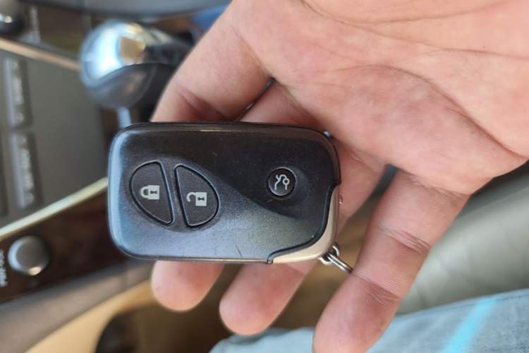 Used Lexus ES 2010 240 Elegant Edition Vehicle Key