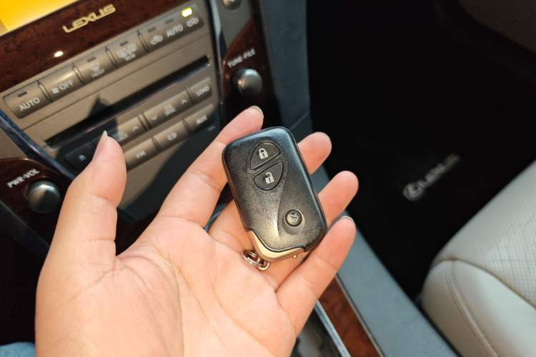 Used Lexus ES 2010 350 Prestige Edition Vehicle Key
