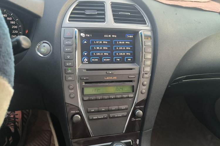 Used Lexus ES 2010 240 Elegant Edition Audio And AC Panel