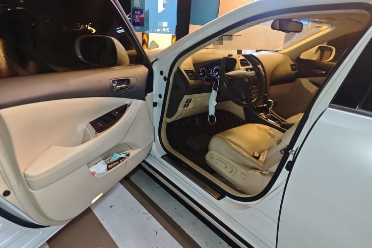 Used Lexus ES 2010 240 Elegant Edition Driver Seat
