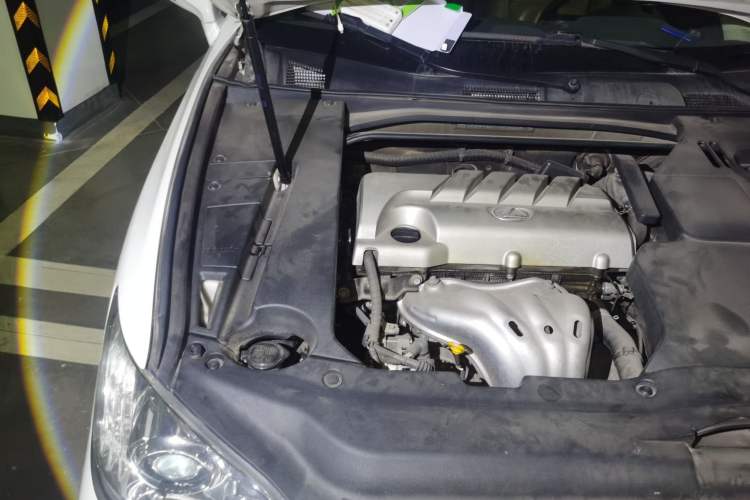 Used Lexus ES 2010 240 Elegant Edition Engine Bay Right