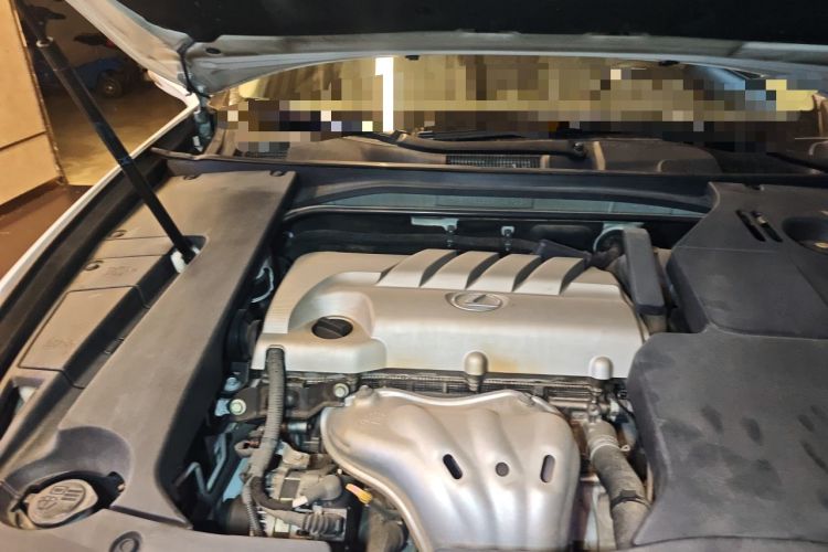 Used Lexus ES 2010 240 Elegant Edition Engine Bay Right