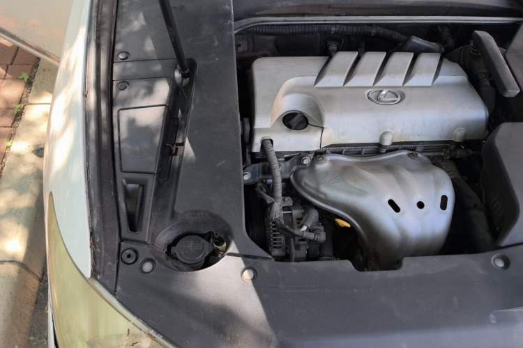 Used Lexus ES 2010 240 Elegant Edition Engine Bay Right