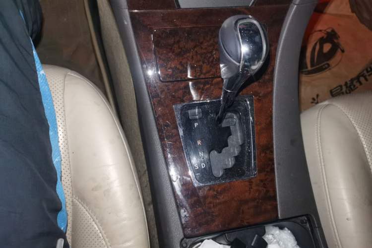 Used Lexus ES 2010 240 Elegant Edition Gear Lever